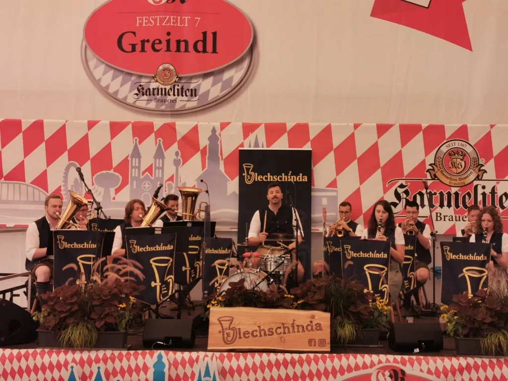 Foto der Blechschinda